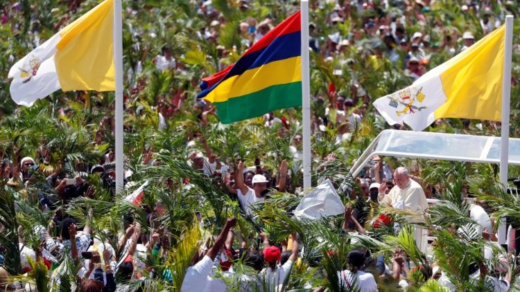 Nhìn lại chuyến viếng thăm của ĐTC tại 3 nước Mozambique, Madagascar và Maurice