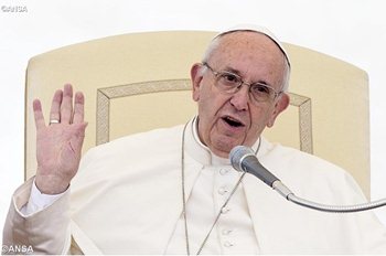 PopeFrancis-(1).jpg