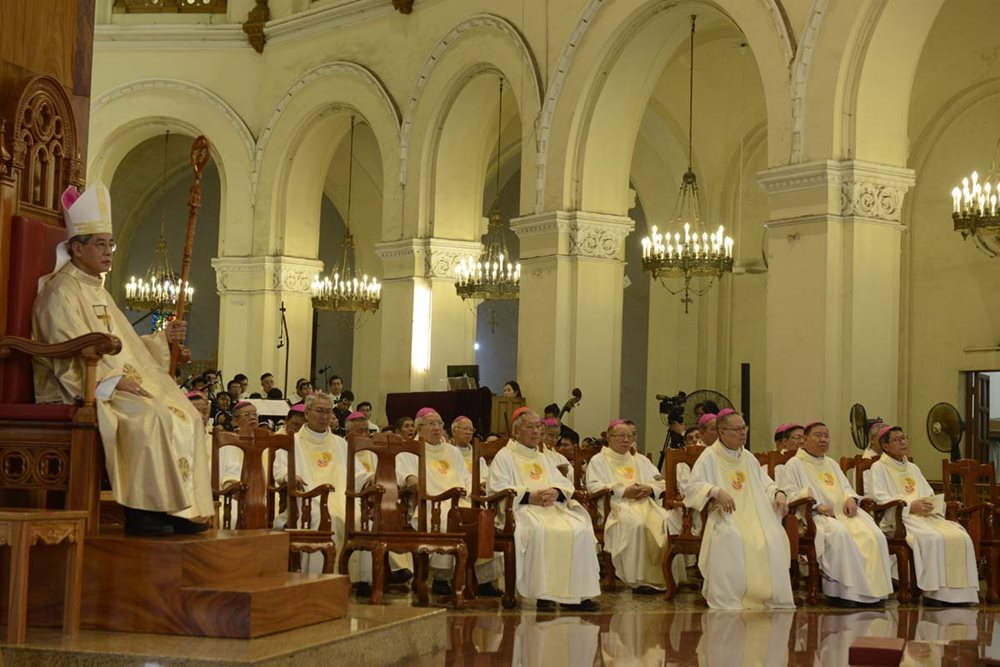 Thánh lễ khởi đầu sứ vụ Tổng Giám mục Sài Gòn của Đức cha Giuse Nguyễn Năng