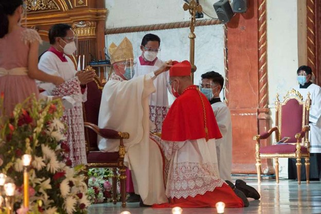 Thế giới ngày 22-6-2021: Đức Tổng Giám mục Manila nhận mũ và nhẫn Hồng Y